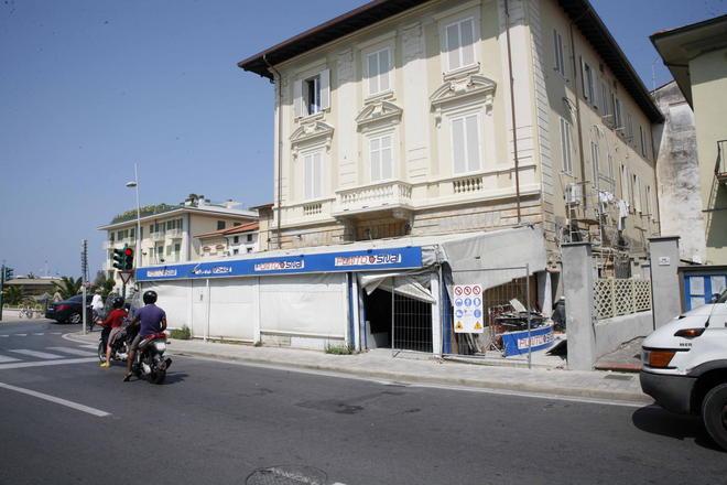 Fast Food in stile Fonzie per Lido di Camaiore 