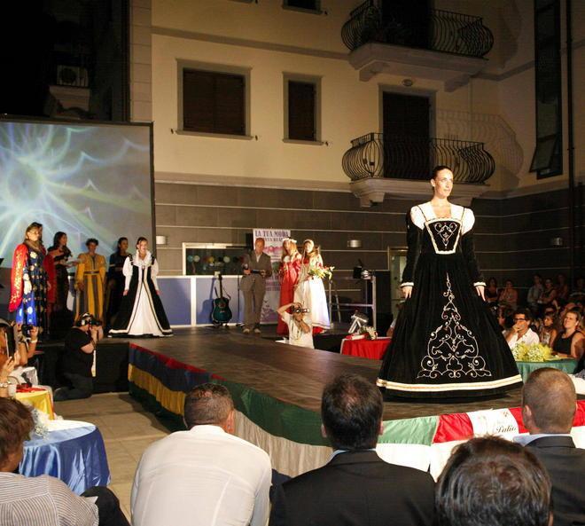 Il concorso di Miss Palio in piazza Matteotti 