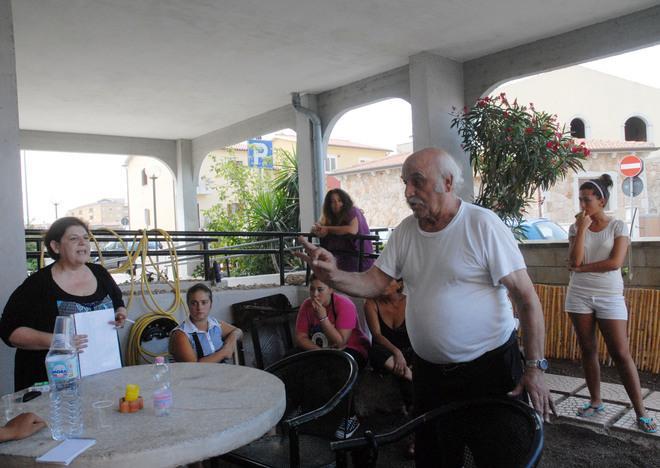 Rivolta in via Bellini: presidiati i contatori di quattro palazzine 