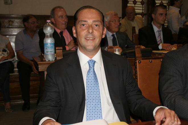 Corruzione: ci sono altre fatture. Tutti i dubbi della Procura di Prato