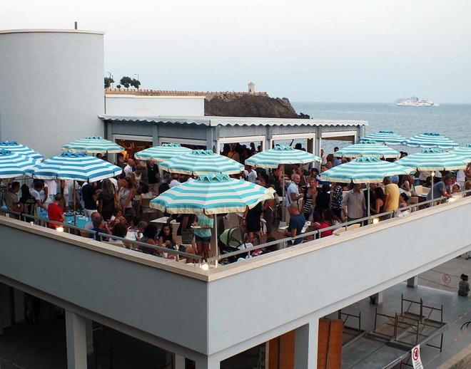 Folla all’inaugurazione della Lega Navale