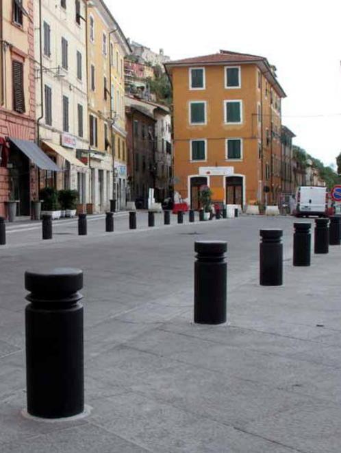 Gli eventi dividono piazza Mercurio 