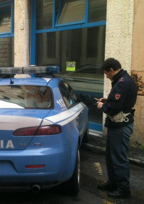 Via Garibaldi protesta contro il degrado Interviene la polizia