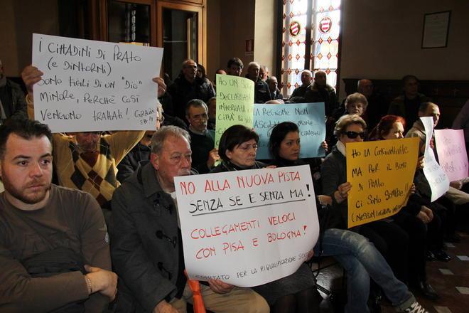 Prato, aeroporto: nuova pista bocciata da due commissioni regionali 