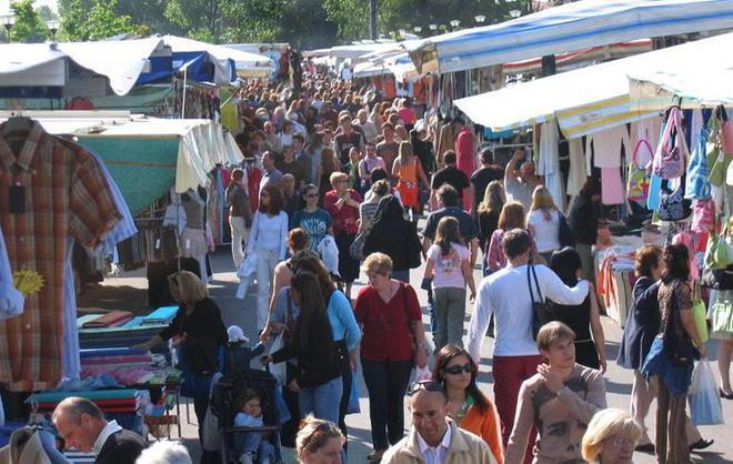 Più servizi per il mercato di via Paparelli 