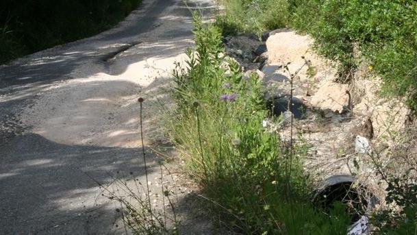 Strada del Mortelleto a Murci «Abbandonata e pericolosa»