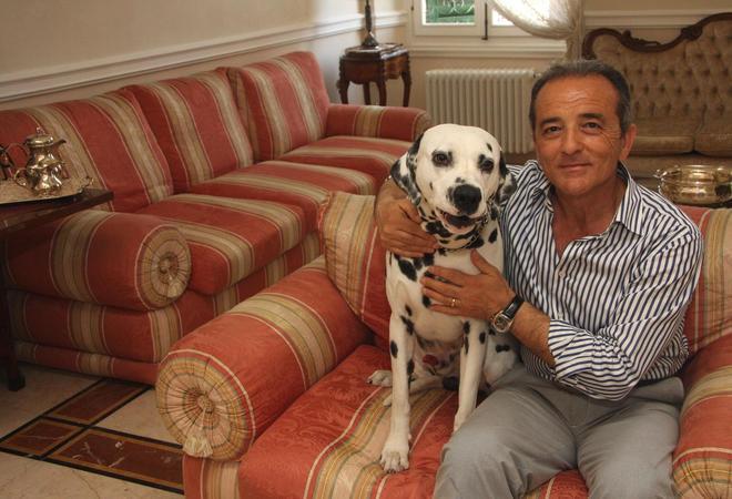 L’assessore di Prato Aldo Milone e il suo Dalmata aggrediti nuovamente da un pitbull 