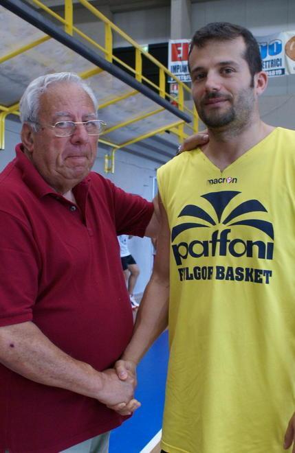 Una scuola per far risorgere il basket 