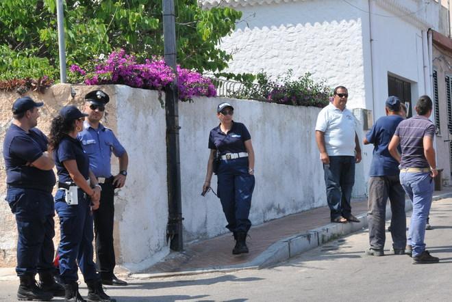 La Maddalena, 80 famiglie scudi umani contro Abbanoa