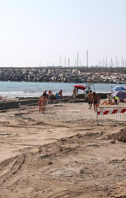 Divieto di balneazione revocato a metà 