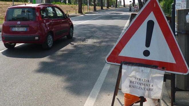 Viale Gramsci a nuova vita l’asfaltatura a fine mese
