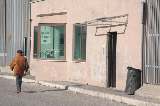 «Detenuto picchiato dagli agenti penitenziari». Esposto in Procura 