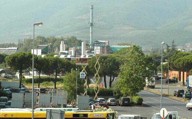 Rumore assordante dall’inceneritore, un giallo 