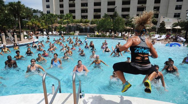 Dal mare ai locali notturni è un’estate a passo di zumba