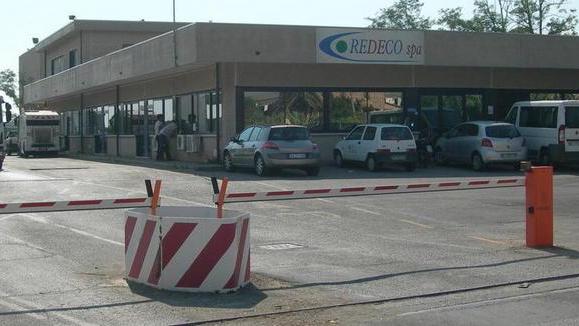 Mandano a vuoto due furti alla Redeco e da Matteoli