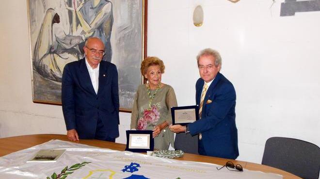 Un defibrillatore nuovo per la Svs alla memoria di Adriano Bencini
