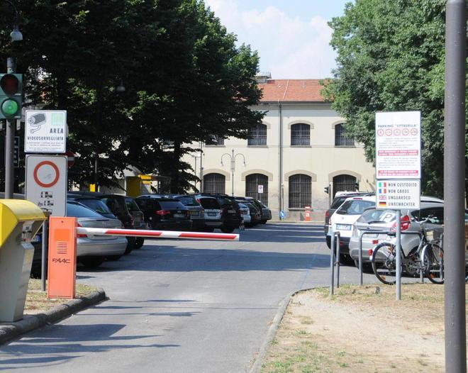Parcheggio Cittadella ai residenti per le ore notturne 