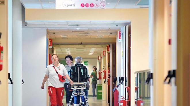 Pulizie e cucine al San Jacopo “salvati” i posti e gli stipendi