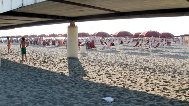  Tonfano, sarà recintato il pontile «Ma non è contro gli ambulanti» 