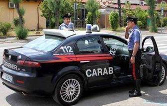 Spaccia ai giovanissimi, arrestato un 15enne 