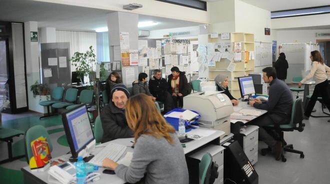 I nuovi bandi aprono agli extracomunitari 