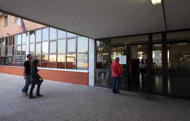 Rubano la memoria ai computer del liceo 