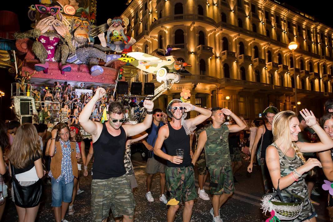 In migliaia per il Carnevale estivo 