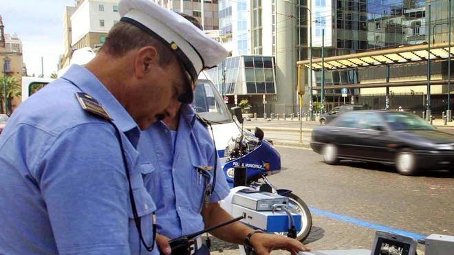 Via a otto assunzioni e cento tirocini