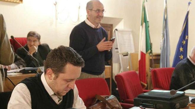 San Giuliano, Prc all’attacco: «Tutti a casa»