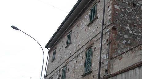 La vecchia scuola sarà demolita per farci un parco