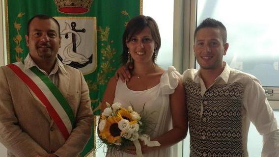Primi sposi nel nuovo municipio