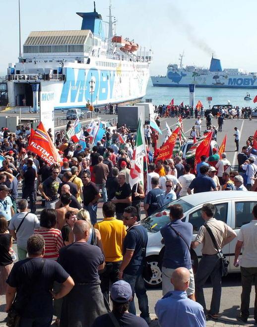 Il sindacato non cede «L’Afo deve marciare almeno fino al 2015» 