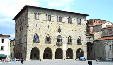Chiusure d’agosto per il Comune 