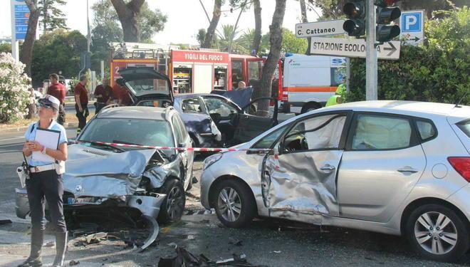 «I vigili invece di fare le multe insegnino educazione stradale»