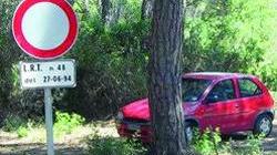 Auto stipate in pineta esposto dei cittadini ma il Comune nicchia