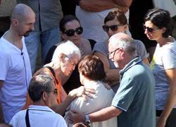 Omicidio a Marina di Massa, oggi i funerali di Cristina 