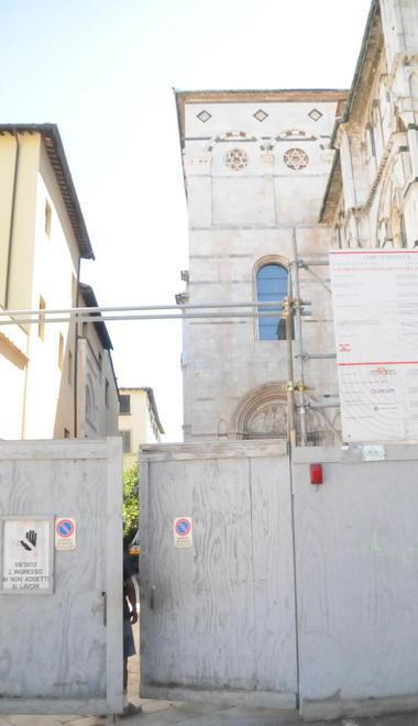 Dopo 18 anni si smonta il cantiere a San Martino 
