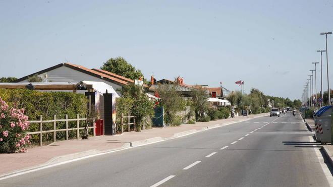 Ballo non autorizzato, sigilli a due locali