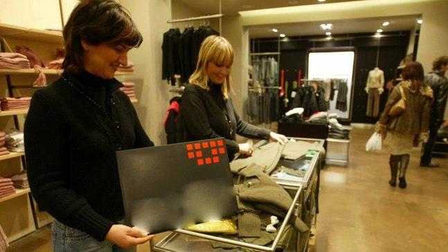 Commercio, meno tasse sugli straordinari