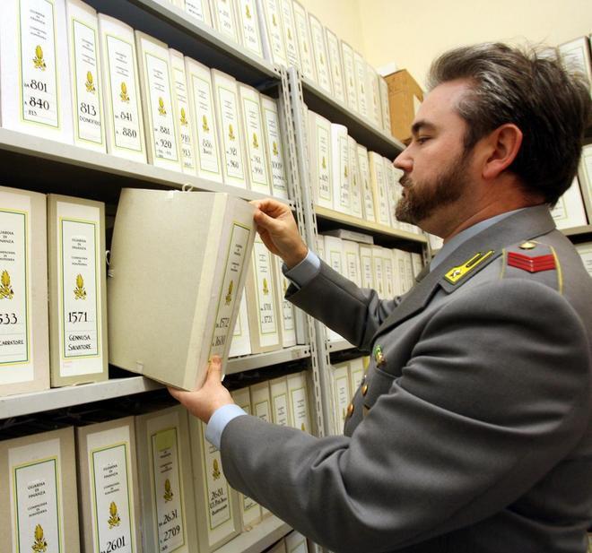 Patente, libretto e dichiarazione dei redditi 