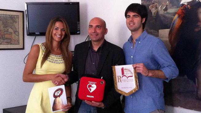 Un defibrillatore al campo sportivo “Martini”