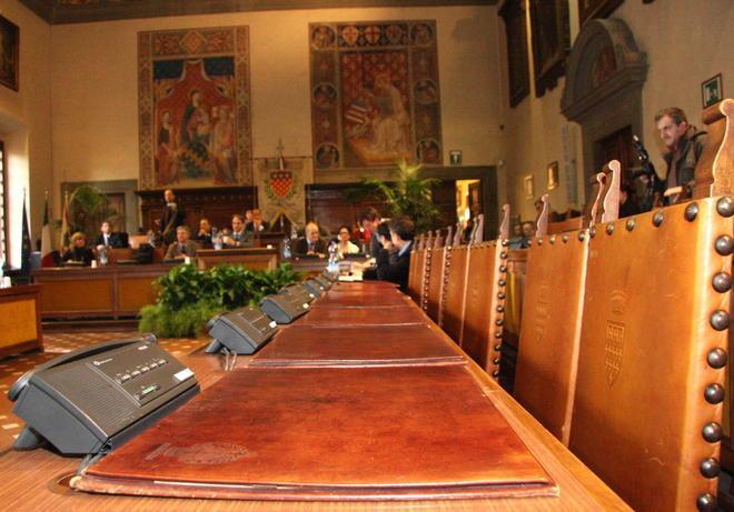Prato, il consiglio approva  il bilancio del Comune 