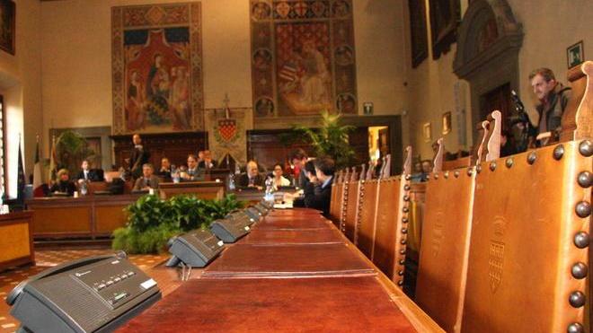 Prato, il consiglio approva il bilancio del Comune