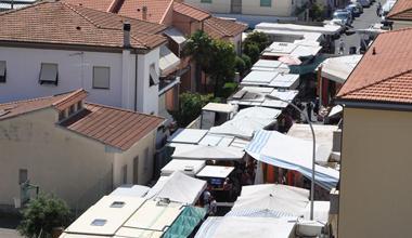Mercato settimanale, non si trova una soluzione 