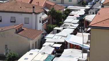 Mercato settimanale, non si trova una soluzione