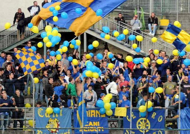 Carrarese frena nell’amichevole con il Varese (0-2) 