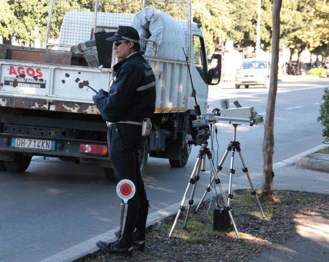 Controlli con l’autovelox: 600 multe e 11 patenti ritirate 