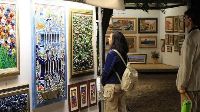 Arte in vetrina tra mare e pini, torna il Premio Rotonda