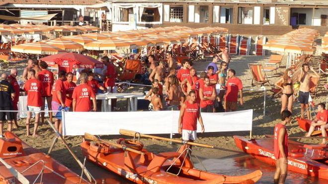 Bicipiti d’acciaio per il Palio dei bagnini