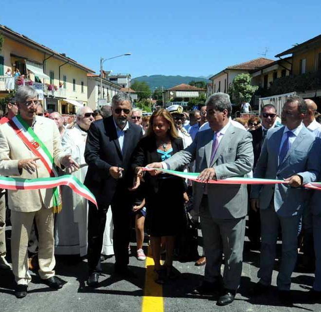 Per il ponte una Madonna contesa 